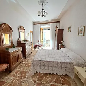 https://da-isa-camera-matrimoniale.in-sardinia.net